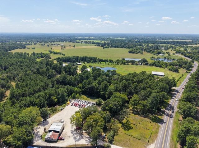 188 State Highway 150, New Waverly, TX 77358