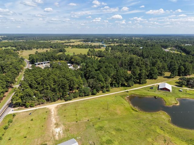 188 State Highway 150, New Waverly, TX 77358