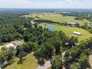 188 State Highway 150, New Waverly, TX 77358