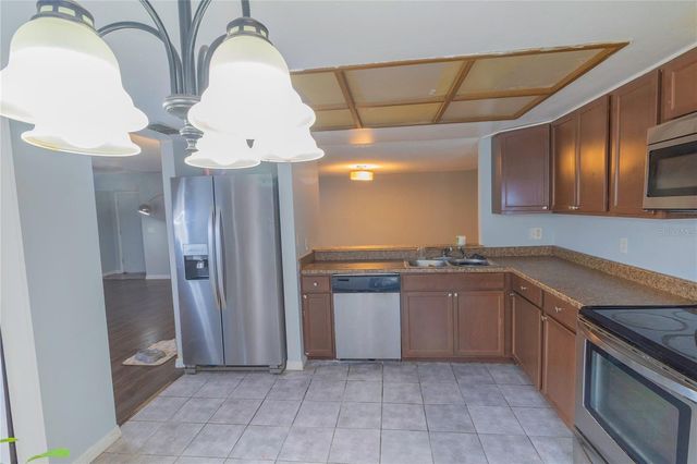 4605 PURITAN ROAD 4605, Tampa, FL 33617