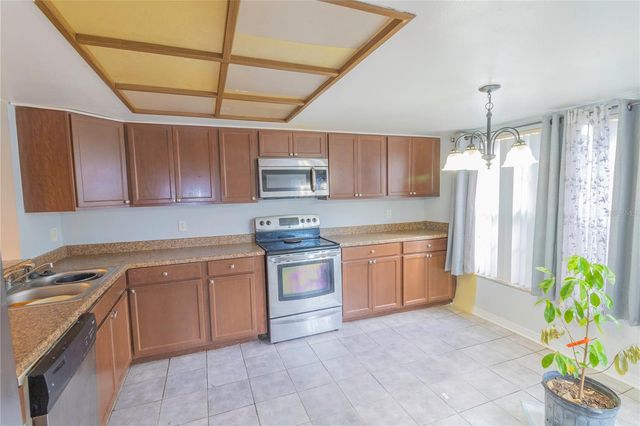 4605 PURITAN ROAD 4605, Tampa, FL 33617