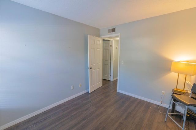 4605 PURITAN ROAD 4605, Tampa, FL 33617