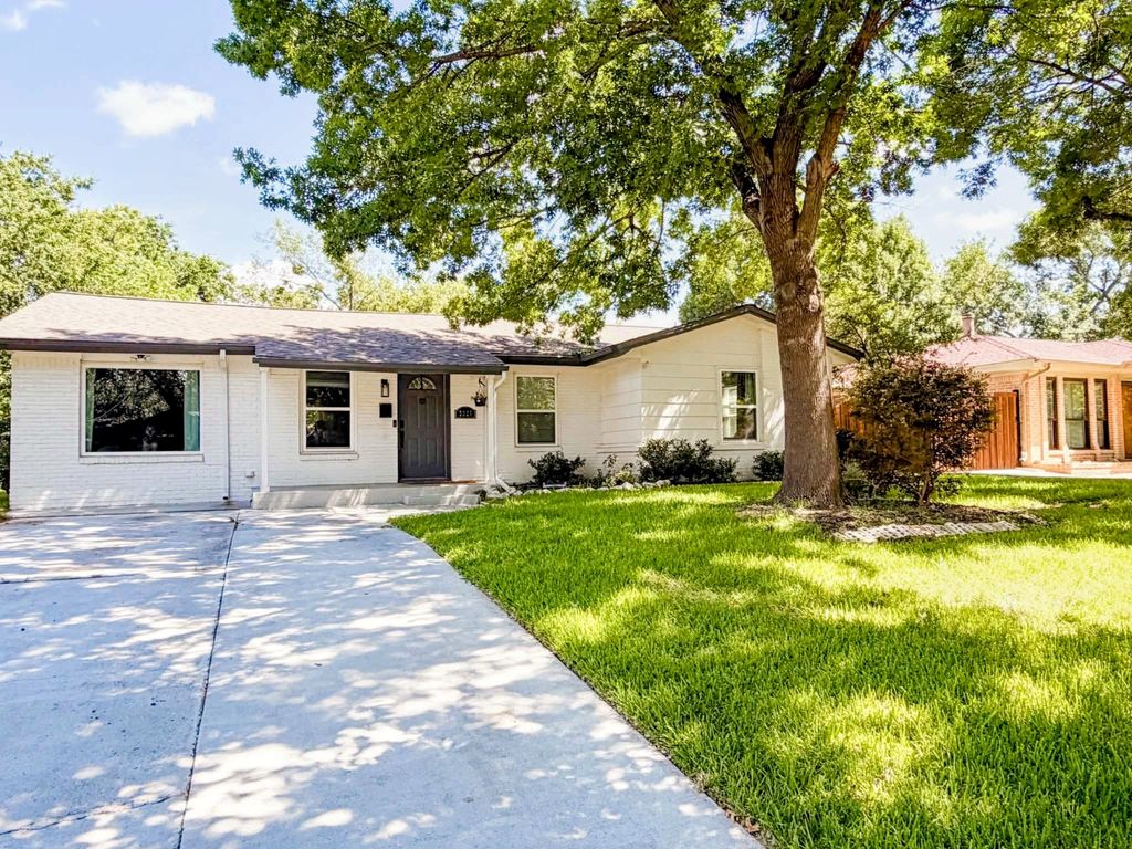2227 Cambridge Drive, Irving, TX 75061