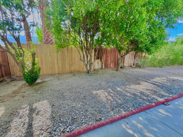2055 Marni Court, Palm Springs, CA 92262