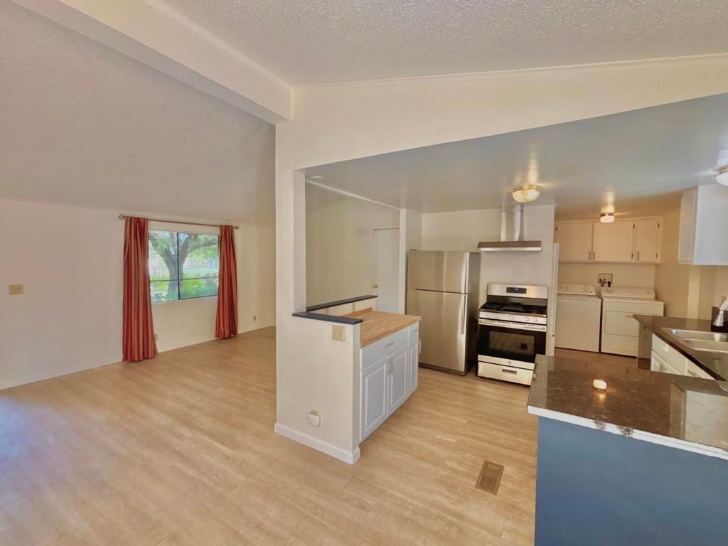 2055 Marni Court, Palm Springs, CA 92262