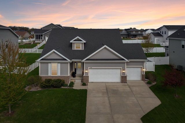 2788 Leo Mary Street, Fitchburg, WI 53711