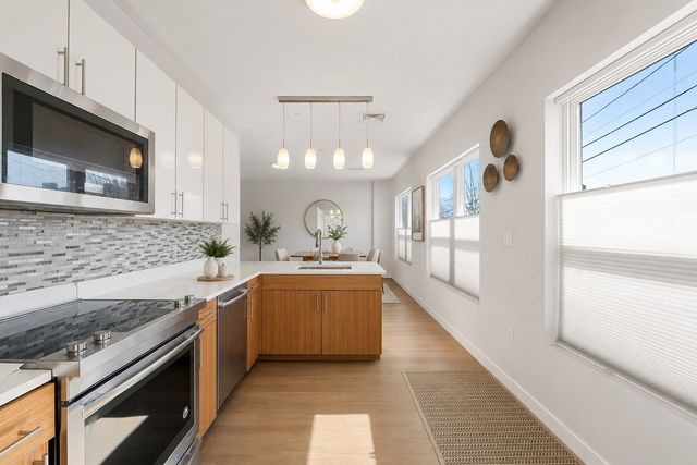 999 Hancock Street 209, Quincy, MA 02169