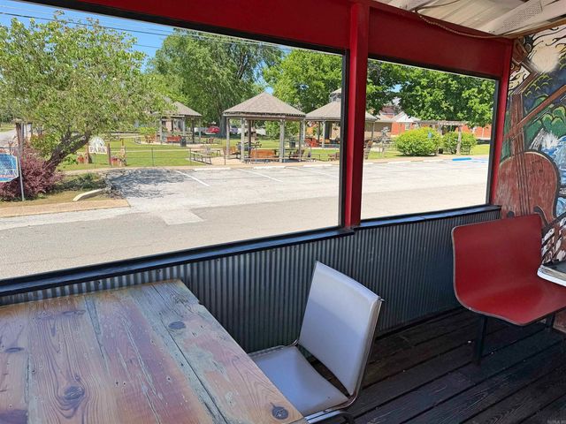 123 W. Washington St., Mountain View, AR 72560