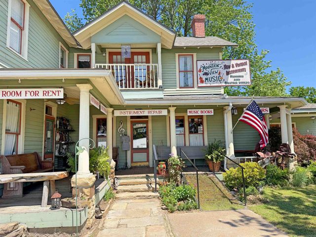 123 W. Washington St., Mountain View, AR 72560