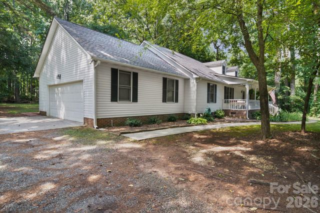 832 Old Cedar Circle, York, SC 29745