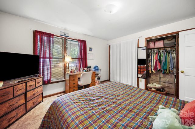 832 Old Cedar Circle, York, SC 29745