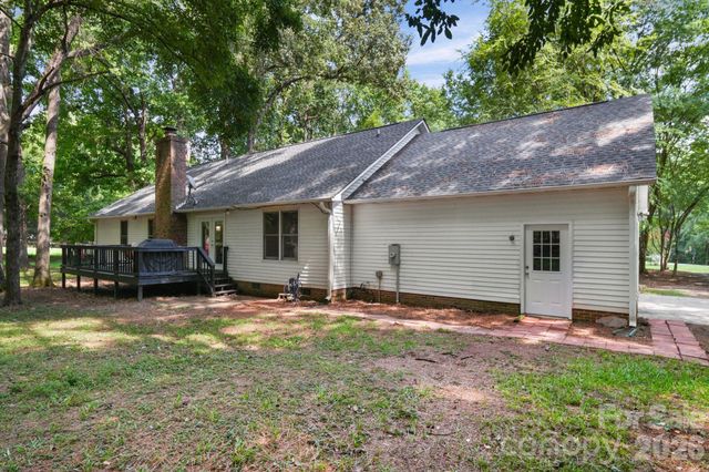 832 Old Cedar Circle, York, SC 29745