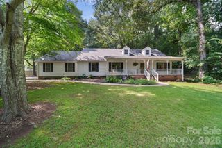 832 Old Cedar Circle, York, SC 29745