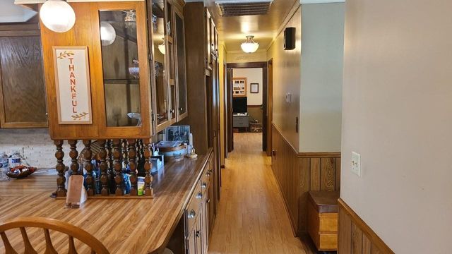 404 E 13th St, Harper, KS 67058