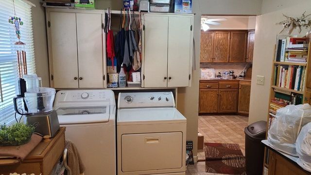 404 E 13th St, Harper, KS 67058