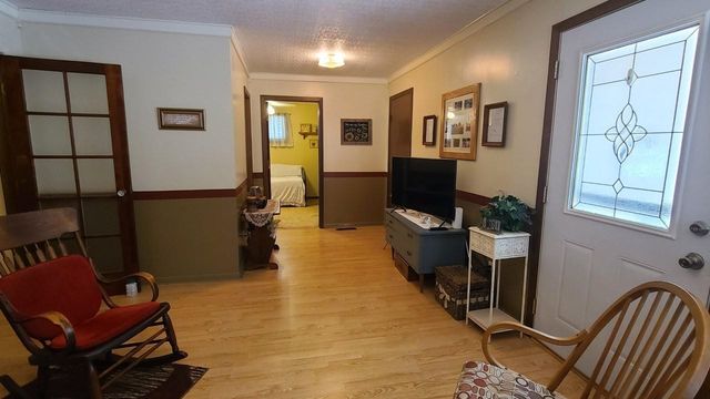 404 E 13th St, Harper, KS 67058