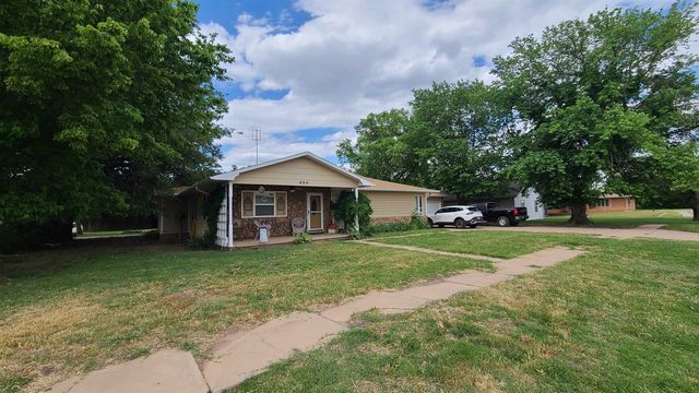 404 E 13th St, Harper, KS 67058
