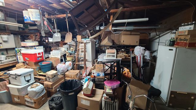 404 E 13th St, Harper, KS 67058