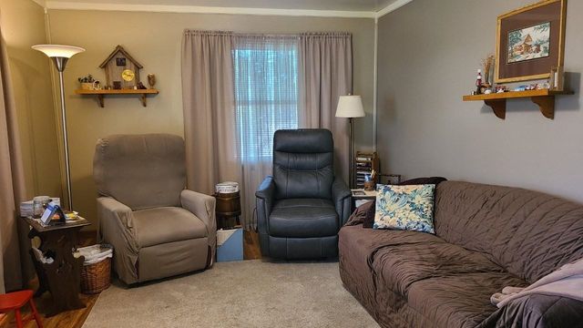 404 E 13th St, Harper, KS 67058