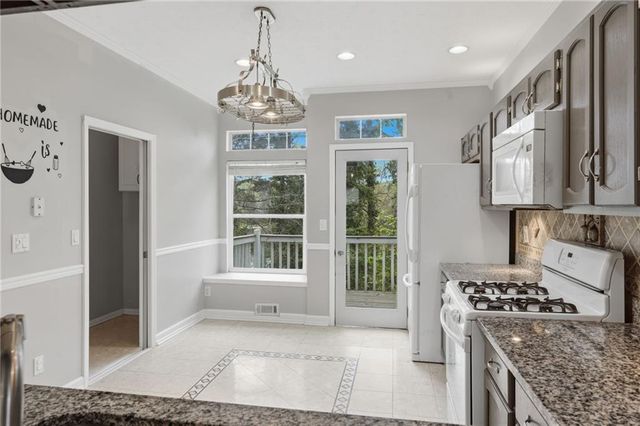 694 Shore View, Lithonia, GA 30058