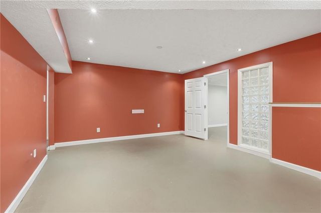 694 Shore View, Lithonia, GA 30058