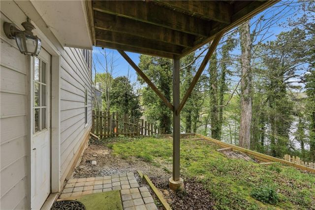 694 Shore View, Lithonia, GA 30058