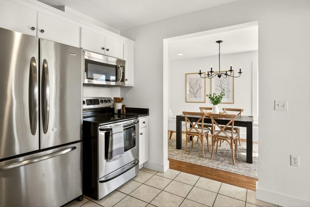 3473 Poppywoods Drive, Medford, OR 97504