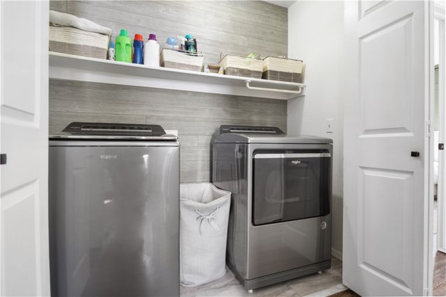 1200 S China Berry Lane, Fayetteville, AR 72704