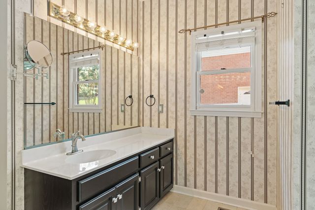 5521 Peninsula Park Lndg, Hermitage, TN 37076