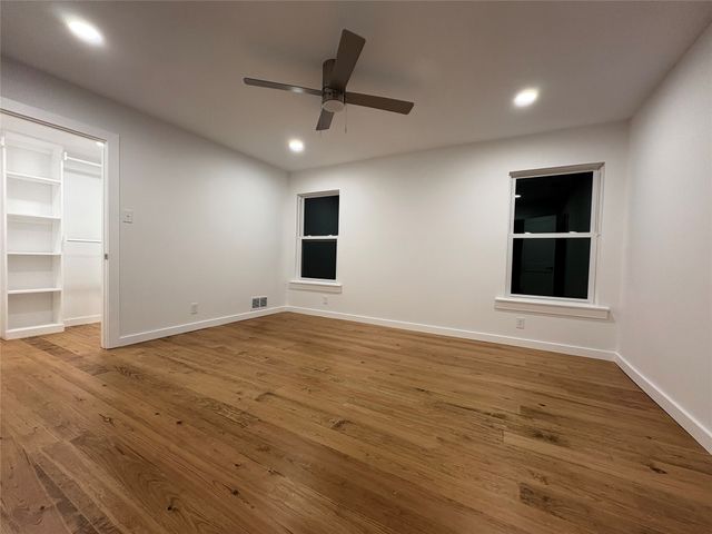 103 S Plymouth Road, Dallas, TX 75211