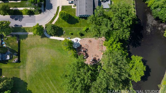 506 Wilson Avenue, Glen Ellyn, IL 60137