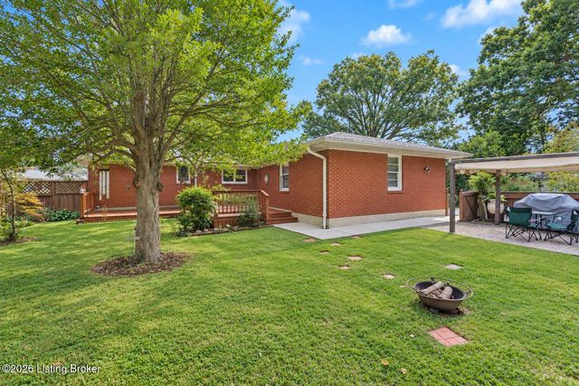1902 Wesley Ave, Louisville, KY 40220