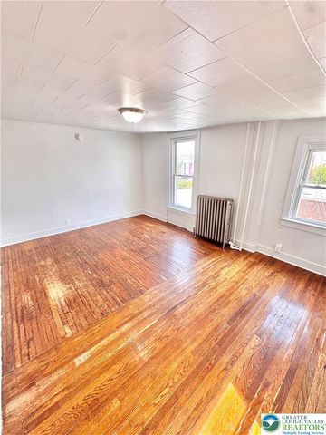 607 North 8th Street 2, Allentown City, PA 18102