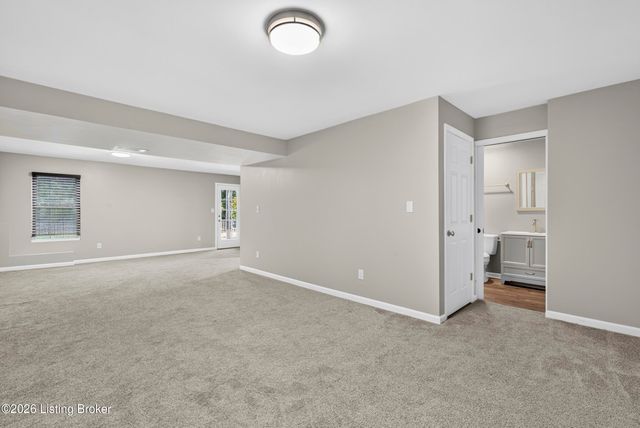 9506 Poplar Hill Dr, Crestwood, KY 40014