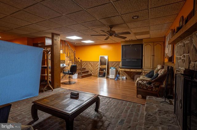10 GOLFVIEW LN, Malvern, PA 19355