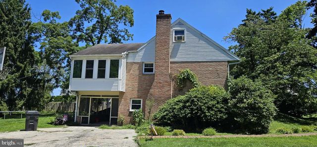 10 GOLFVIEW LN, Malvern, PA 19355