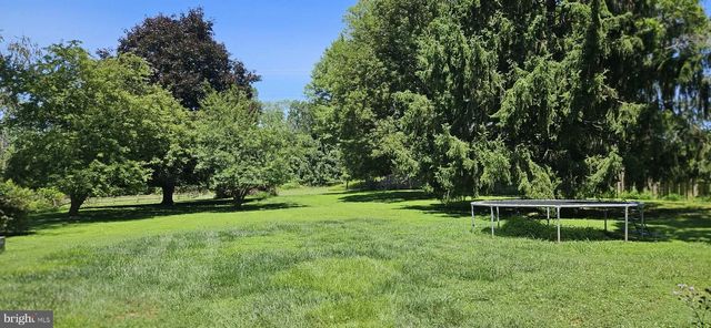 10 GOLFVIEW LN, Malvern, PA 19355