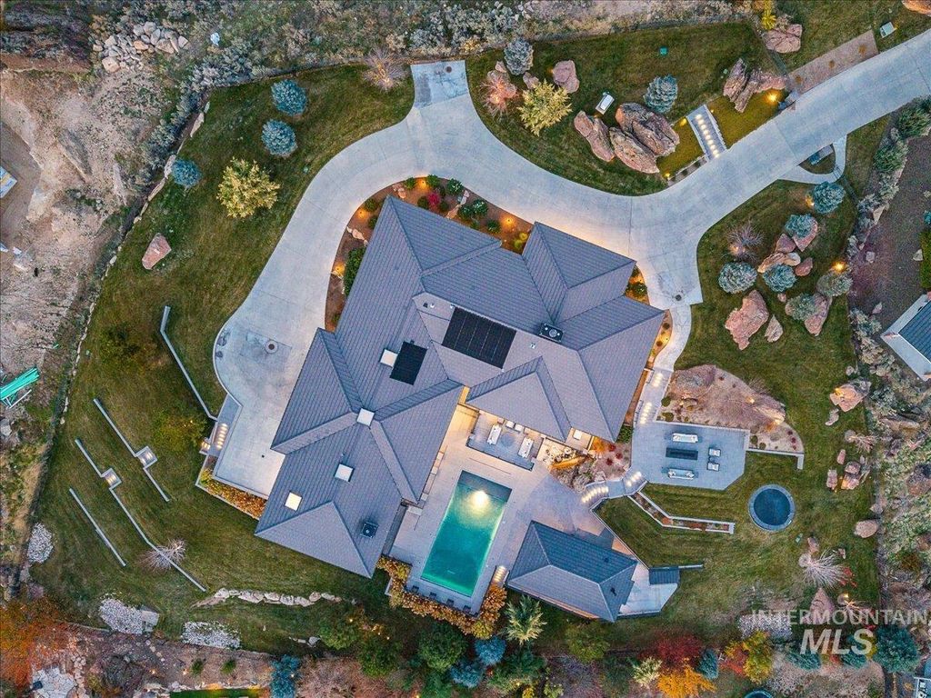 1674 S Ridge Point Pl, Boise, ID 83712 photo 2