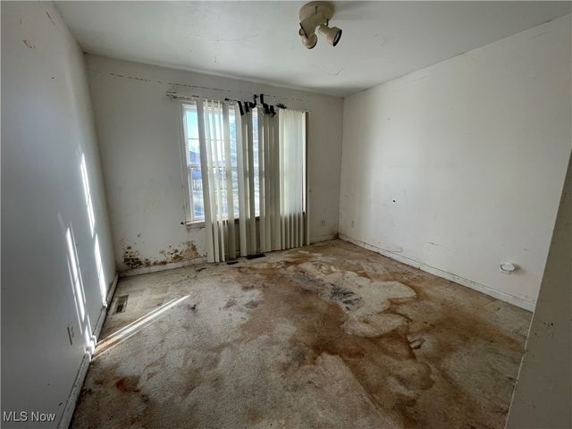 62959 James Road, Cambridge, OH 43725