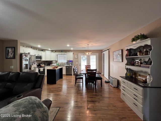113 Shallow Springs Ct, Bardstown, KY 40004