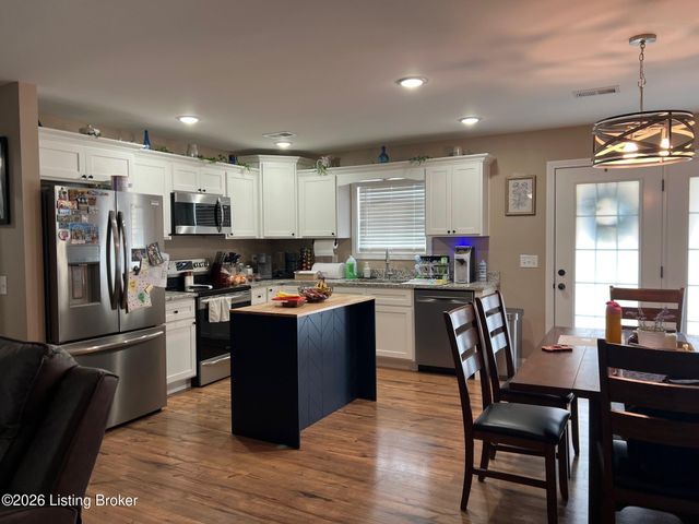 113 Shallow Springs Ct, Bardstown, KY 40004