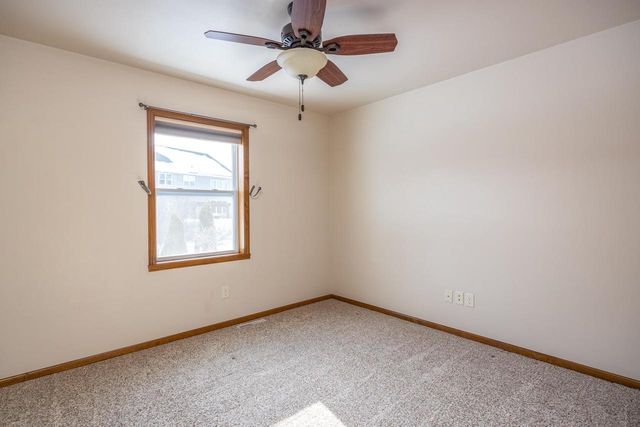 1636 PENDLETON ROAD, Neenah, WI 54956