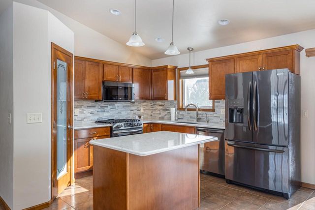 1636 PENDLETON ROAD, Neenah, WI 54956