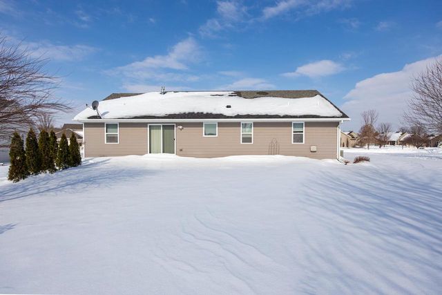 1636 PENDLETON ROAD, Neenah, WI 54956