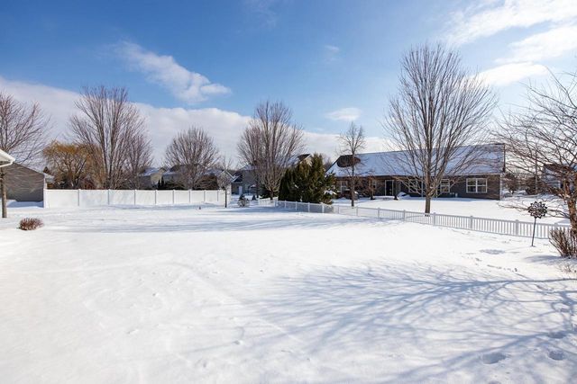 1636 PENDLETON ROAD, Neenah, WI 54956