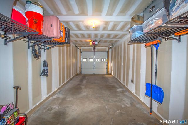 26 Schoolhouse Drive 308, West Hartford, CT 06110