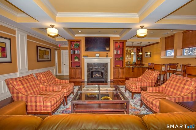 26 Schoolhouse Drive 308, West Hartford, CT 06110