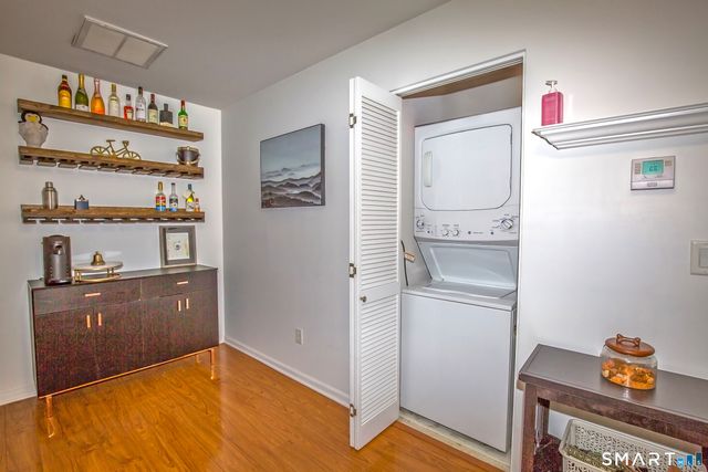 26 Schoolhouse Drive 308, West Hartford, CT 06110