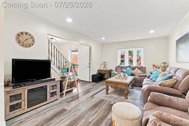 17900 Woodridge Drive, Riverview, MI 48193