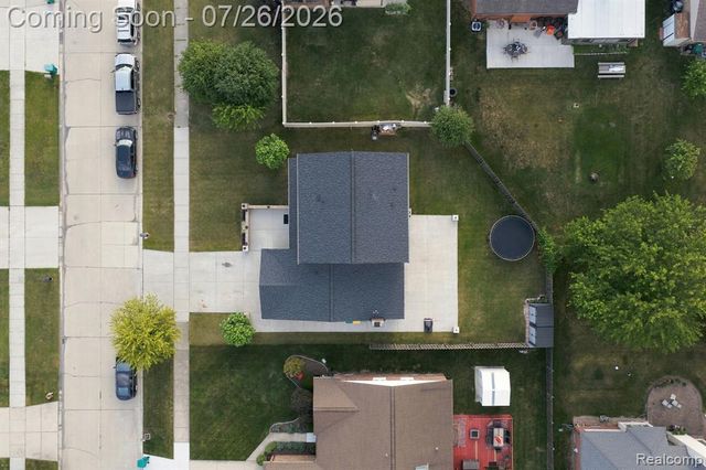 17900 Woodridge Drive, Riverview, MI 48193